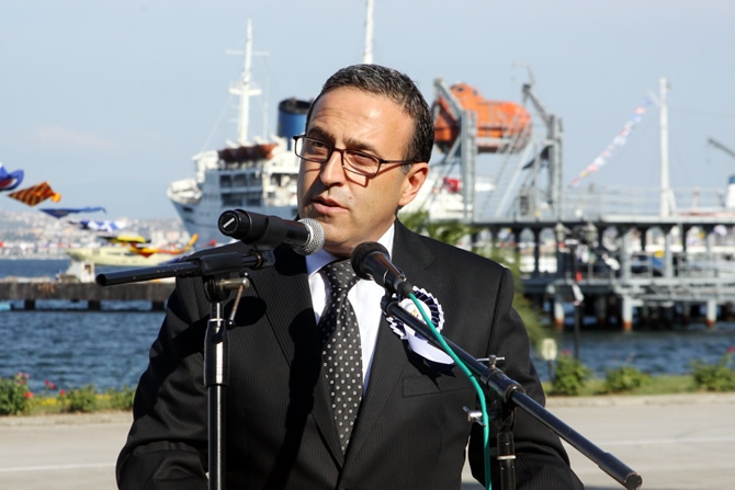 İTÜ Denizcilik Fakültesi 2015 yılı mezunlarını verdi galerisi resim 36