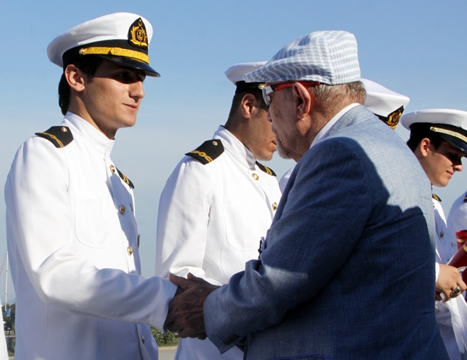 İTÜ Denizcilik Fakültesi 2015 yılı mezunlarını verdi galerisi resim 51