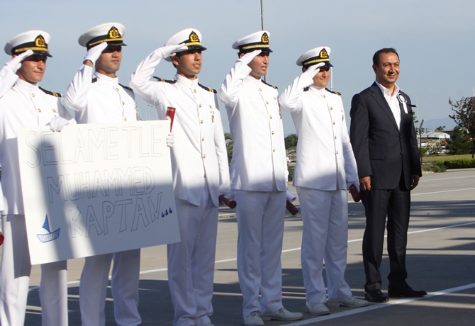 İTÜ Denizcilik Fakültesi 2015 yılı mezunlarını verdi galerisi resim 53