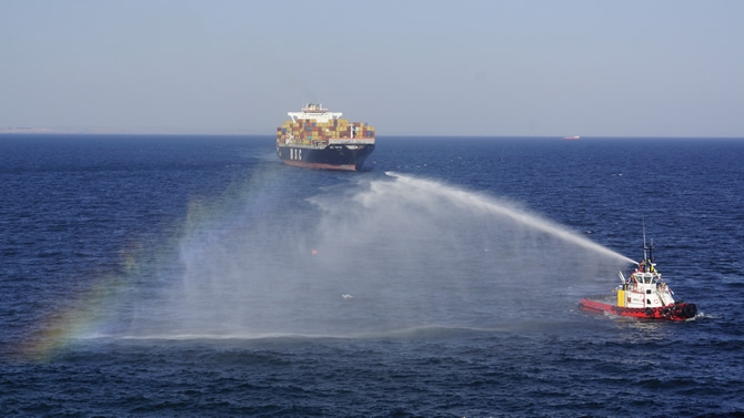 Asyaport'ta ilk gemi heyecanı galerisi resim 2