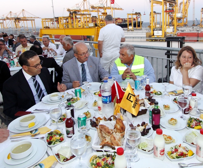 Asyaport'ta ilk gemi heyecanı galerisi resim 90