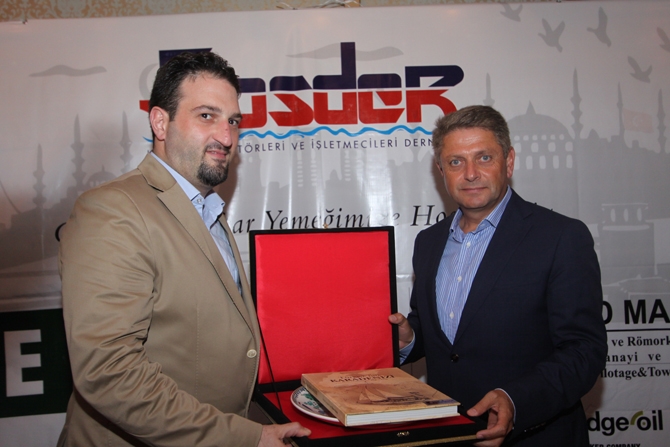 Denizciler, KOSDER iftarında bir araya geldi galerisi resim 31