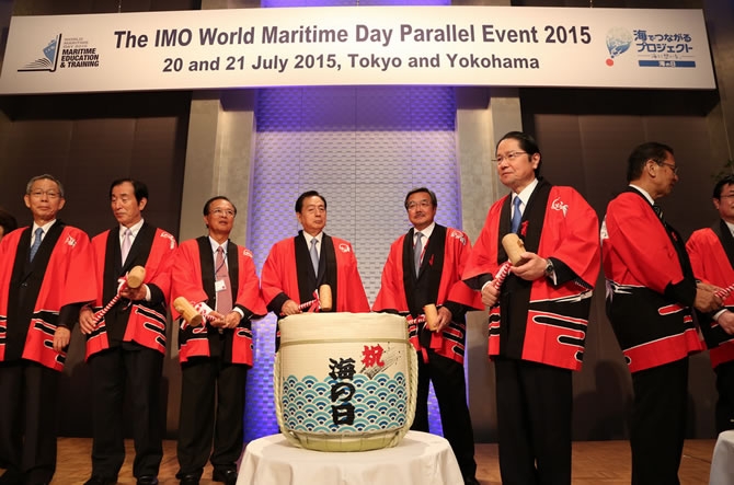 Özkan Poyraz bayrağı devraldı galerisi resim 3