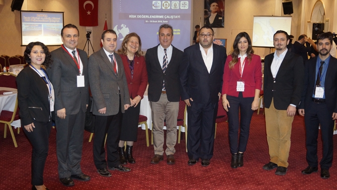 İzmir Körfezi'nde deniz ulaşımı güvenliği masada galerisi resim 24