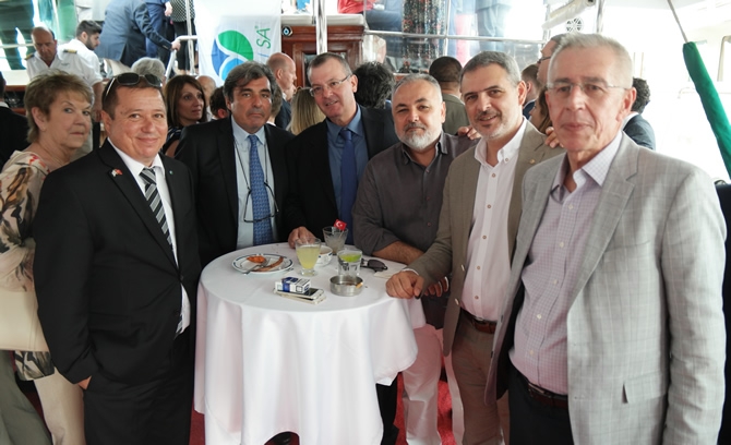 YASA Holding'in Geleneksel Posidonia Resepsiyonu'na denizciler galerisi resim 13