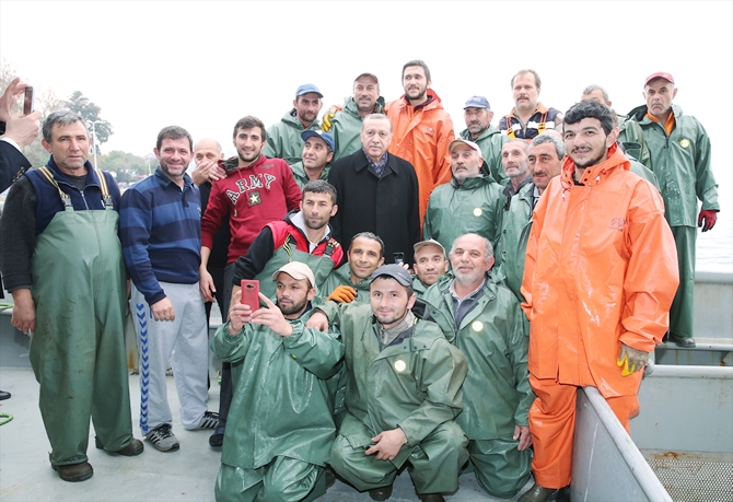 Cumhurbaşkanı Erdoğan, balıkçılarla ava çıktı galerisi resim 13