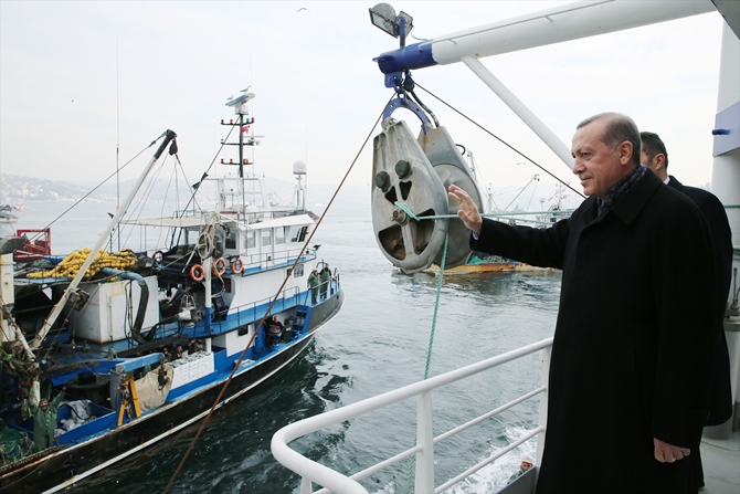 Cumhurbaşkanı Erdoğan, balıkçılarla ava çıktı galerisi resim 5