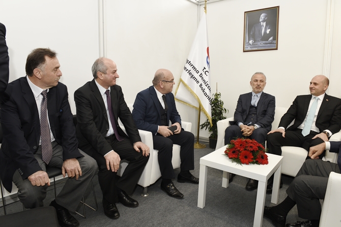 14. Uluslararası Exposhipping Denizcilik Fuarı başladı galerisi resim 29