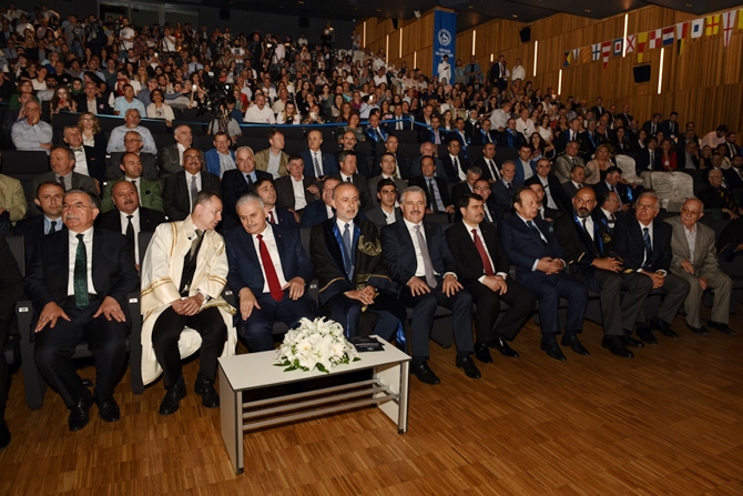 Piri Reis Üniversitesi, Mezuniyet Töreni gerçekleşti galerisi resim 2