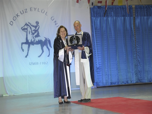 DEÜ Denizcilik Fakültesi'nde mezuniyet sevinci galerisi resim 9