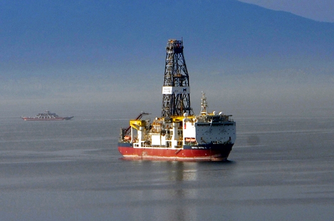 Türkiye'nin ilk sondaj gemisi Marmara Denizi'nde galerisi resim 13