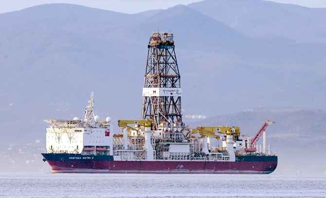 Türkiye'nin ilk sondaj gemisi Marmara Denizi'nde galerisi resim 7