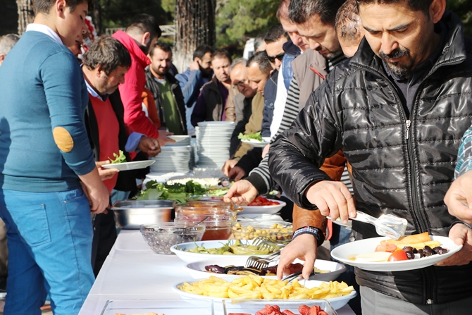 Tamer Kıran, Fethiyeli denizcilerle buluştu galerisi resim 2