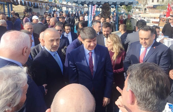 'Türk Denizciliğine Bakış' paneli Antalya'da gerçekleşti galerisi resim 2