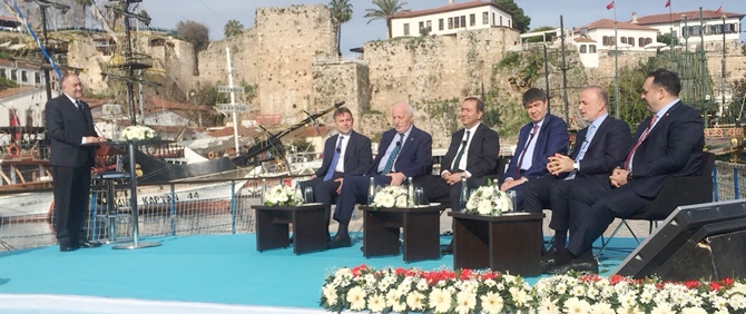 'Türk Denizciliğine Bakış' paneli Antalya'da gerçekleşti galerisi resim 4