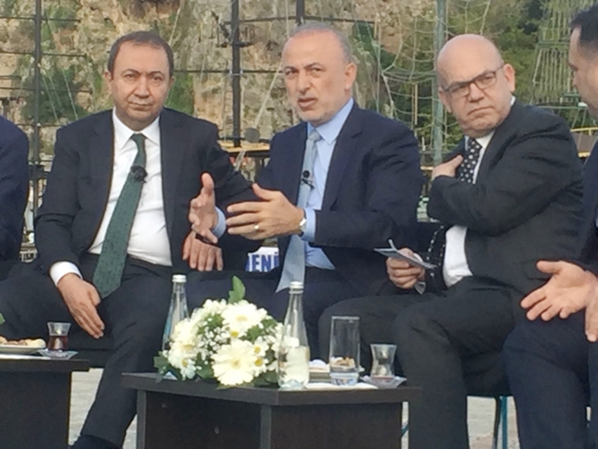 'Türk Denizciliğine Bakış' paneli Antalya'da gerçekleşti galerisi resim 7