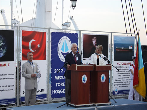 Ziya Kalkavan'da mezuniyet coşkusu galerisi resim 25