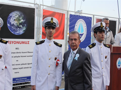 Ziya Kalkavan'da mezuniyet coşkusu galerisi resim 37