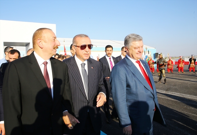 Trans Anadolu Doğalgaz Boru Hattı açıldı galerisi resim 33