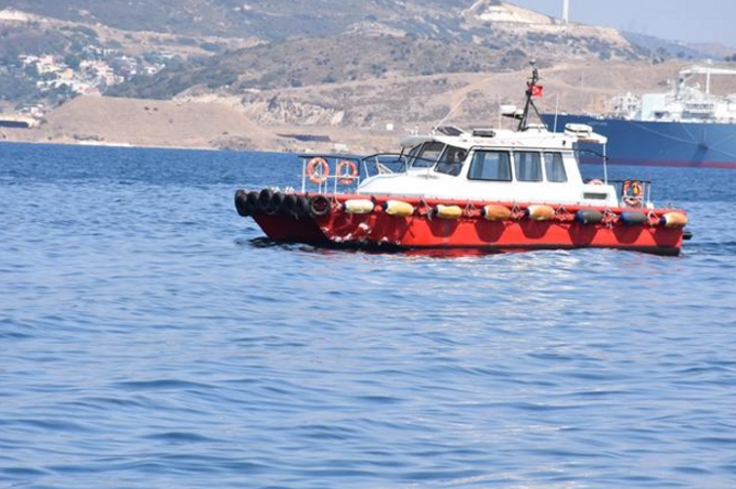 Foça'da denize 'ağır yakıt' bulaştı galerisi resim 5