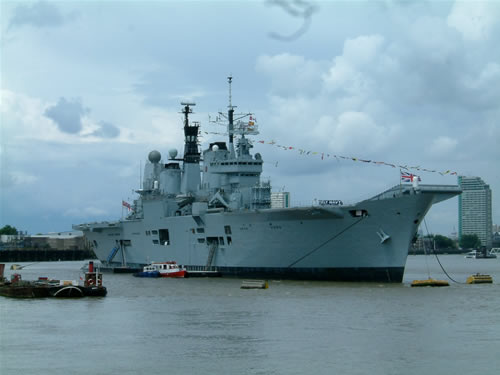 HMS Ark Royal galerisi resim 9