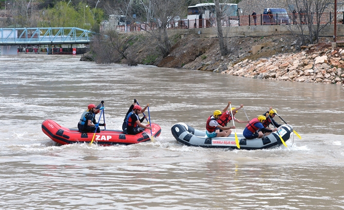 R4 Rafting Türkiye Şampiyonası, Tunceli'de başladı galerisi resim 10