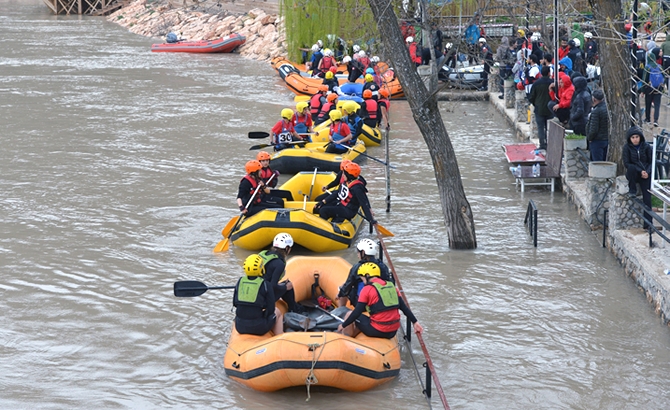 R4 Rafting Türkiye Şampiyonası, Tunceli'de başladı galerisi resim 12