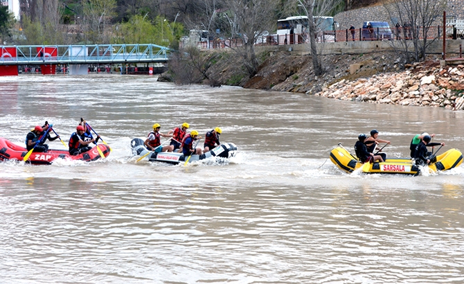 R4 Rafting Türkiye Şampiyonası, Tunceli'de başladı galerisi resim 3