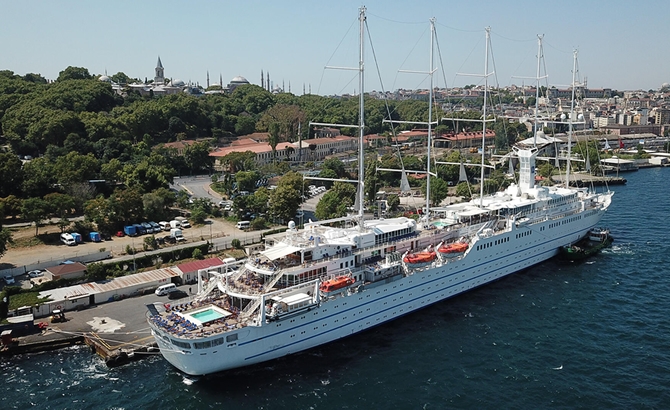 'Club Med 2' yolcu gemisi, Sarayburnu'na demir attı galerisi resim 10