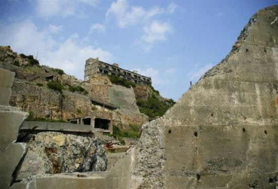 Hashima Adası'na girmek kolay değil galerisi resim 12