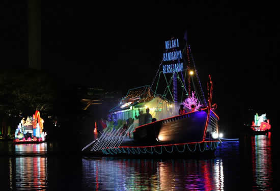 Malezya'da tekneler çiçek açtı galerisi resim 10
