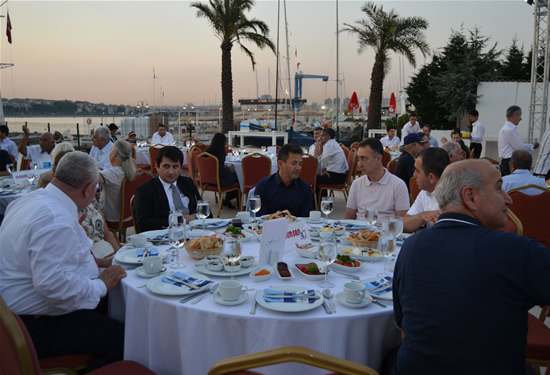 Sektör Onursan'ın iftarında buluştu galerisi resim 6