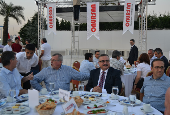 Sektör Onursan'ın iftarında buluştu galerisi resim 9