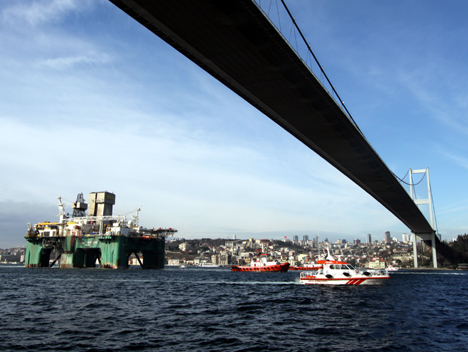 LEİV EİRİKSSON BOĞAZ'DAN GEÇTİ galerisi resim 9