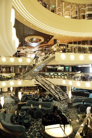 Denizlerin "mücevheri” MSC Preziosa İstanbul’a demirledi galerisi resim 29