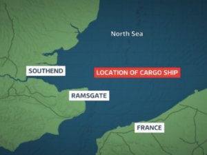 İngiltere'de kötü hava şartları nedeniyle bir Ro-Ro gemisi battı