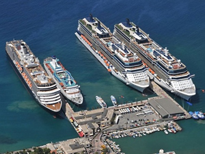 2016'da Türkiye'ye gelen kruvaziyerlerin yüzde 46'sı Kuşadası Limanı'na yanaştı