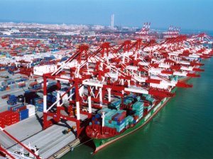 Cosco Shipping, Qingdao Limanı ile stratejik yatırım anlaşması imzaladı