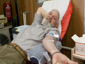 Ambarlı Limanı çalışanları kan bağışı kampanyası düzenledi