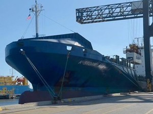 Küba'dan ABD'ye giden ilk ticari gemi, Everglades Limanı'na yanaştı