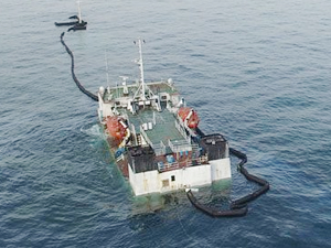 Batık M/V BEREKET, Marmara Denizi'nde kaderine terkedildi