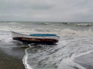 Samsun'da balıkçı teknesi alabora oldu: 1 kişi kayıp
