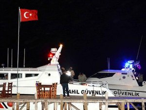 Muğla'da balıkçı teknesi battı: 2 kişi kayboldu