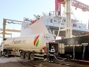 SOCAR MARINE, gemiye ilk LNG yakıt ikmalini gerçekleştirdi