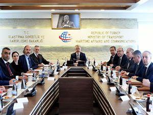 KOSDER Yönetim Kurulu, UDH Bakanı Ahmet Arslan'ı makamında ziyaret etti
