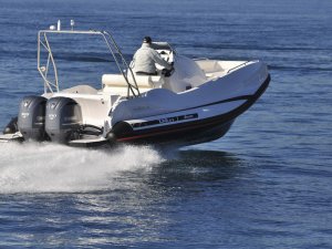 CNR Avrasya Boat Show'da kamaralı bota ilgi oldukça büyük