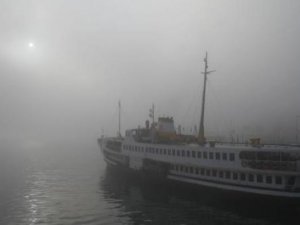 İstanbul Boğazı ve Çanakkale Boğazı yoğun sis nedeniyle gemi geçişlerine kapatıldı
