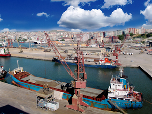 Çelebi Bandırma Limanı'nda ithalat ve ihracat arttı