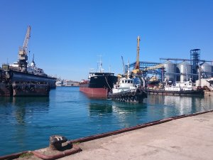 Kırım'dan Türkiye'ye gemi seferleri durduruldu