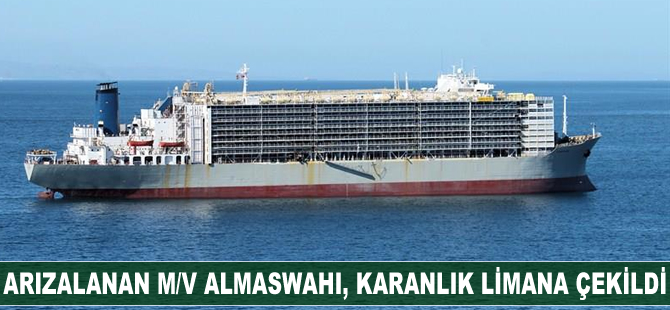 Çanakkale Boğazı'nda arızalanan M/V Almaswahi, Karanlık Limana çekildi